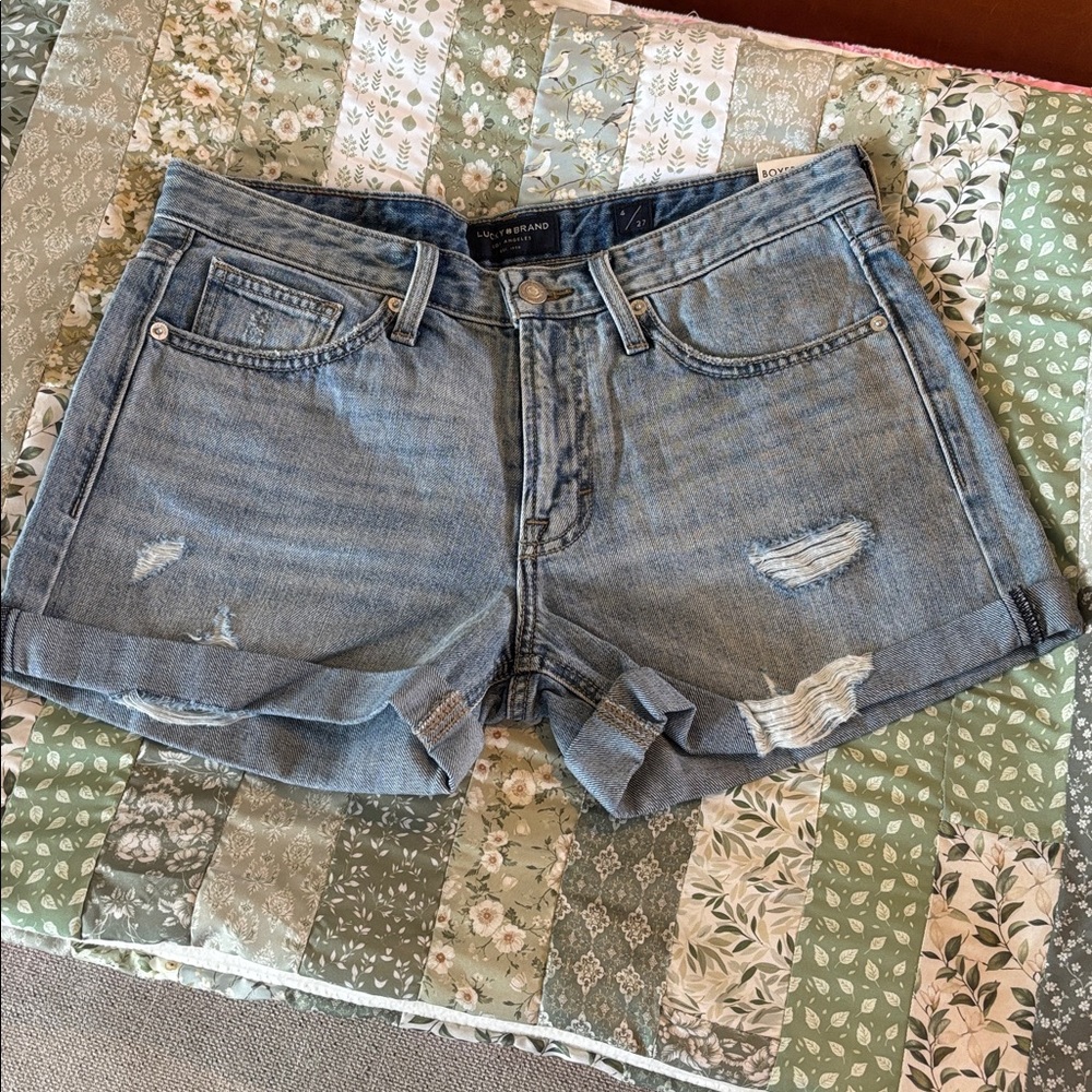 BNWT Lucky Brand Boyfriend denim shorts sz 27